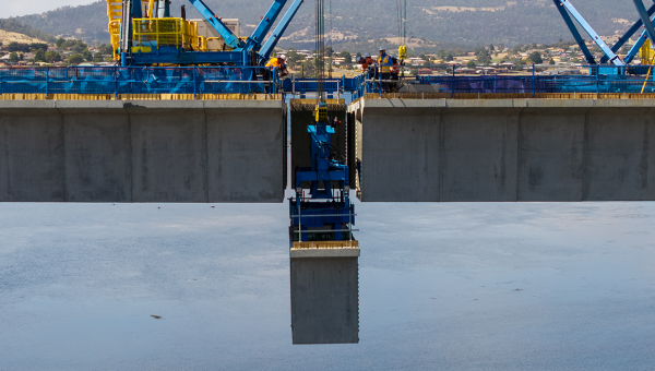 New Bridgewater Bridge Last Segment Placed